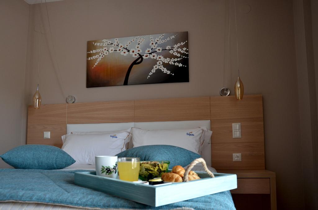 Hatzoudis Luxury Suites Chrisi Ammoudia Exteriör bild
