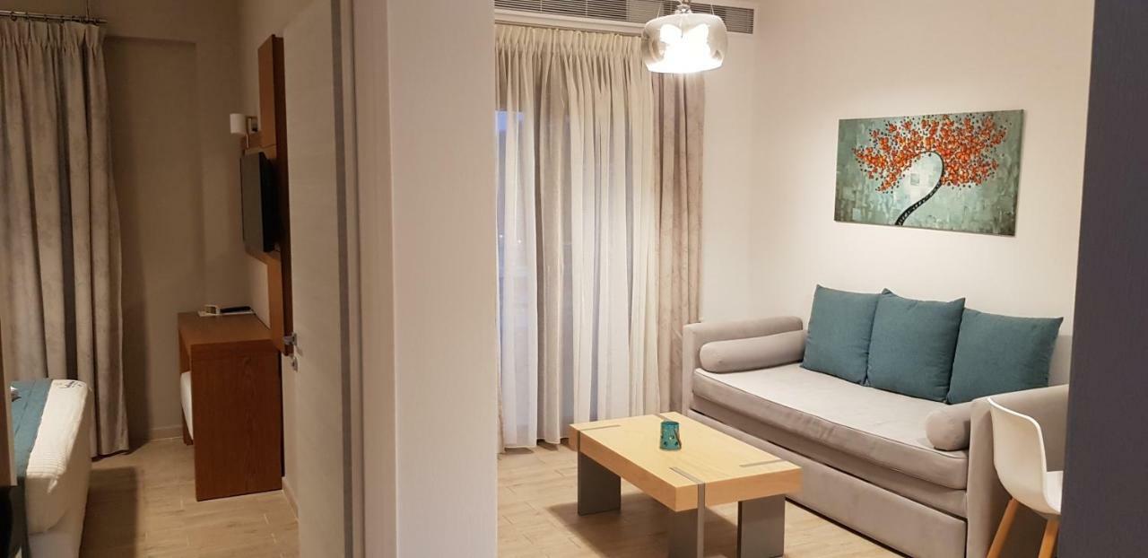 Hatzoudis Luxury Suites Chrisi Ammoudia Exteriör bild