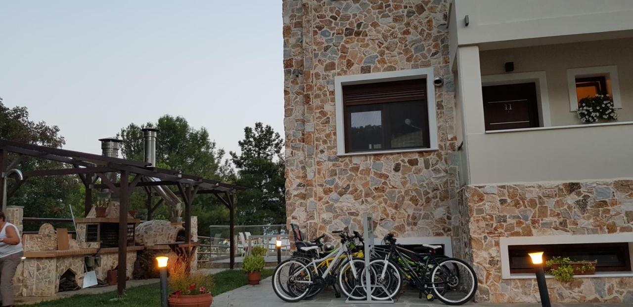 Hatzoudis Luxury Suites Chrisi Ammoudia Exteriör bild
